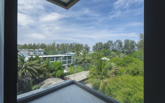 Beachfront 1501 2BR at Wyndham Naithon Phuket Apartments