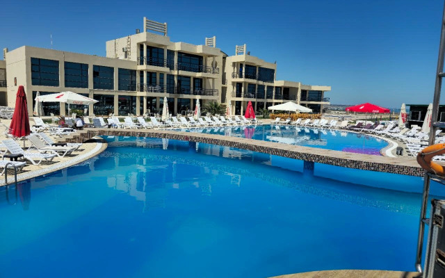 Golden Beach By Sham Baku Hotel