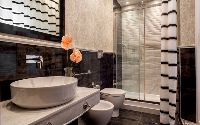 Отель Royal Court