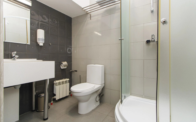 Apartamenty No4 u Tumenskogo oblastnogo suda