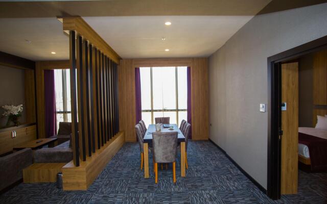 Sky Business Hotel