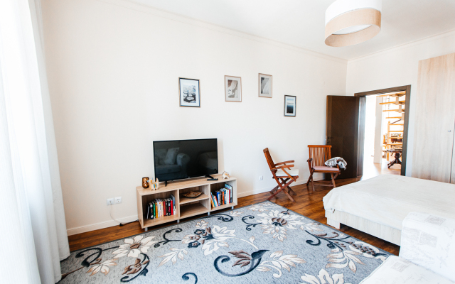 Апартаменты Маяк