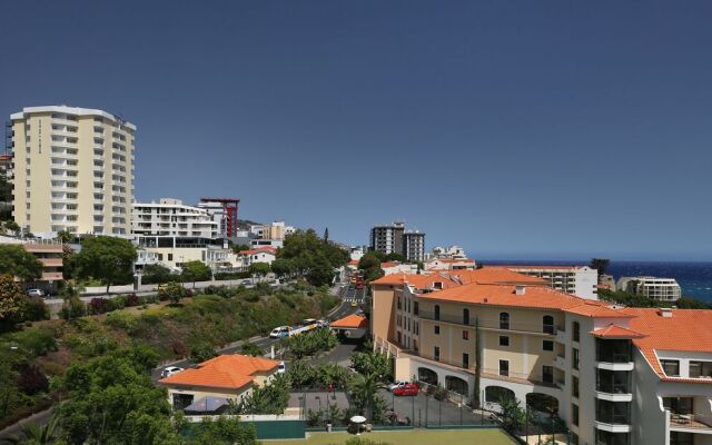 Muthu Raga Madeira Hotel