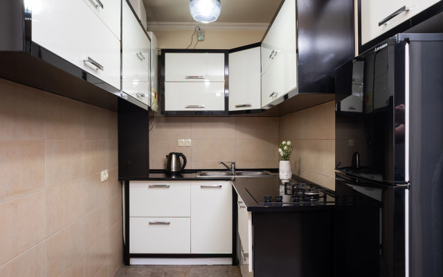 2-K, Ulitsa Yeznika Koghbatsi, Ko100 Flat