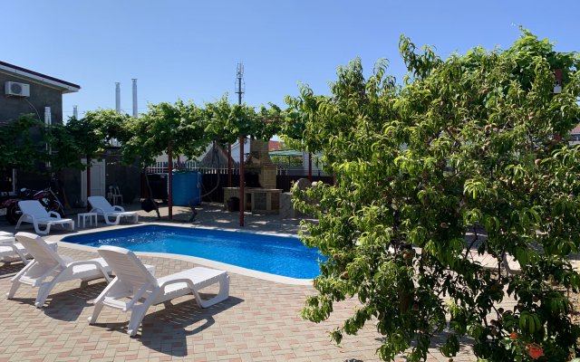 Nadezhda Guest house