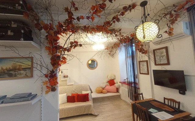 Квартира Студия с авторским декором Сказочный лес в красивом доме