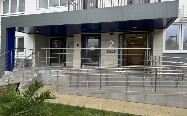 Dvukhkomnatnaya V Siriuse Flat