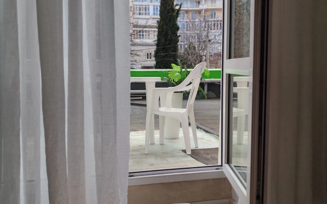 Квартира Уютная студия на первой береговой