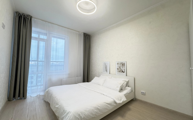 Apartments Shestimestnaya Trekhkomnatnaya Kvartira V Tsentralnom Rayone Zhk "divny Kvartal"