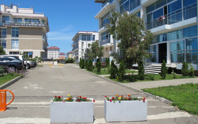 Na Bulvare Nadezhd 4/3 Apartments