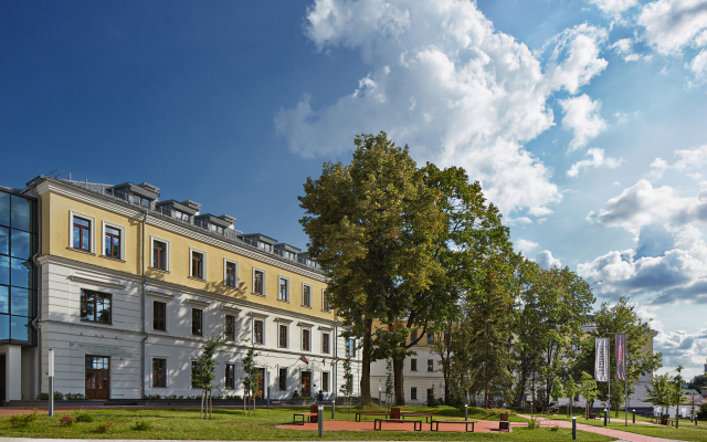 The Basilian Minsk Hotel, Curio Collection By Hilton