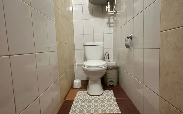 S Baney Barbekyu Zonoy I Bolshoy Besedkoy Private house