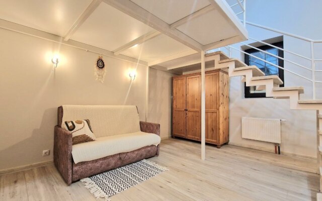 Квартира Просторная двухуровневая студия у подножия Казанского Кремля