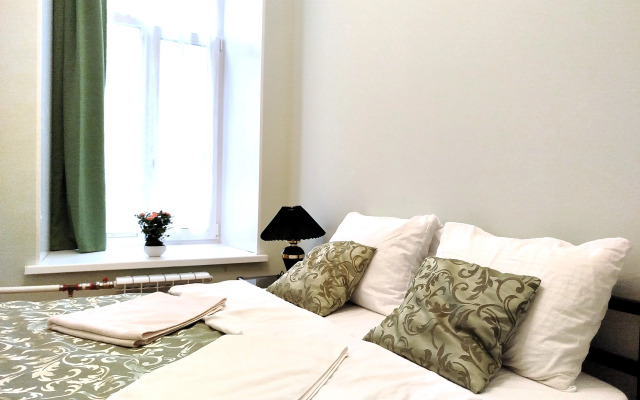 Квартира 4-комнатная в сердце Санкт-Петербурга