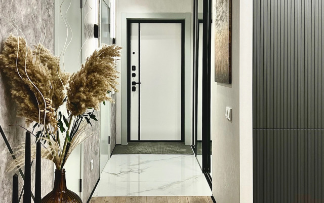 V Tsentre Okolo Akvaparka Flat