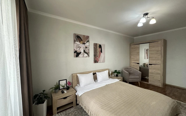 Na prospekte Deriglazova 51 Flat