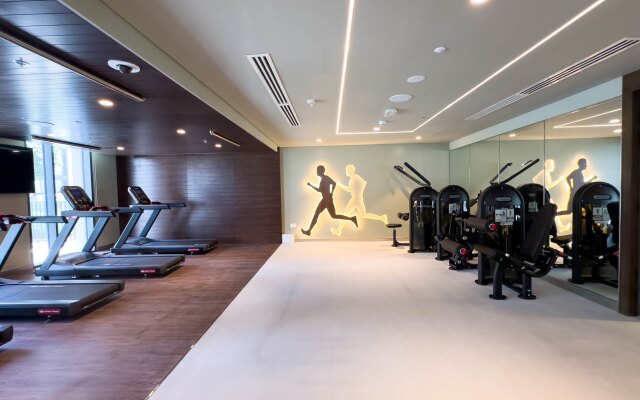 GLOBALSTAY. Creek Edge Tower Elegant Apartment Hotel