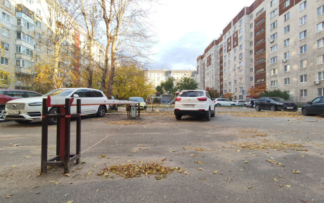 Апартаменты 3-комнатные OCHRE APARTAMENT от Акварель.flat у Нефтегазового университета