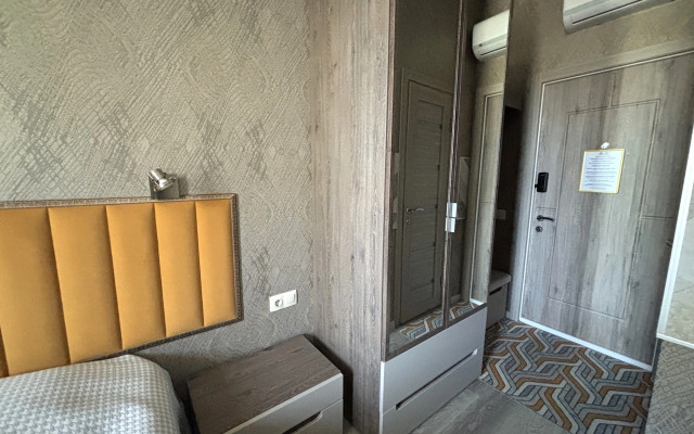 Double Studio Apartment with Kitchen Charl