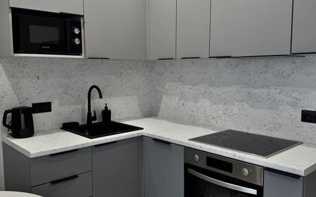 Апартаменты Двухкомнатные на Строителей 60/4