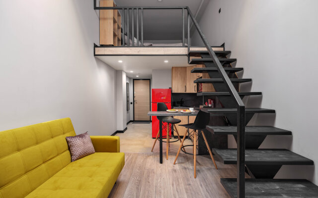 TWO CITIES Dizaynerskiy Loft V Maryino Apartments