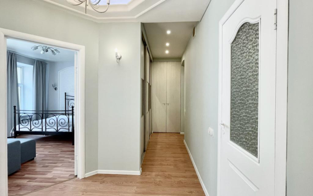 Апартаменты SpbStay Невский проспект 68 до 8 гостей