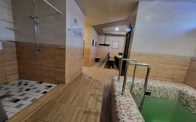 DeLyuks Mini-Hotel