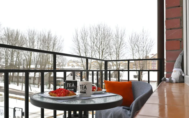 Baltiyskiy briz: tri komnaty u morya Flat