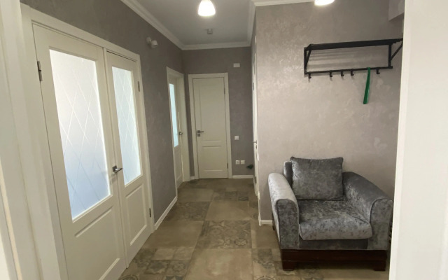 Shikarnaya Dvushka S Prekrasnym Vidom Na Gory Apartments