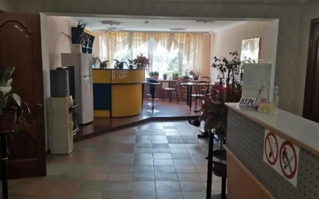 Отель Версаль