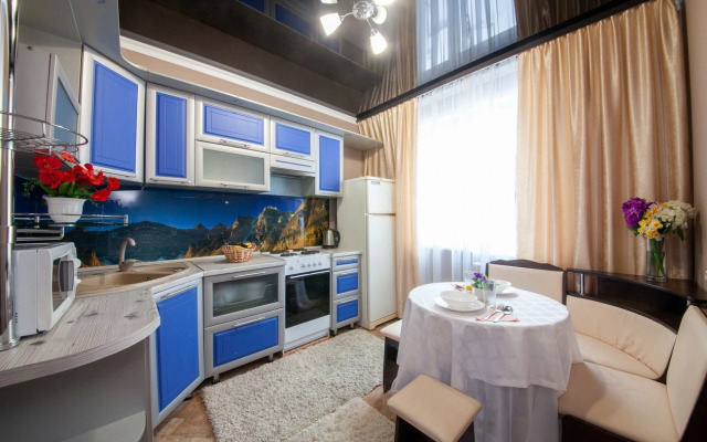 Квартира однокомнатная на 78 Добровольческой бригады 19