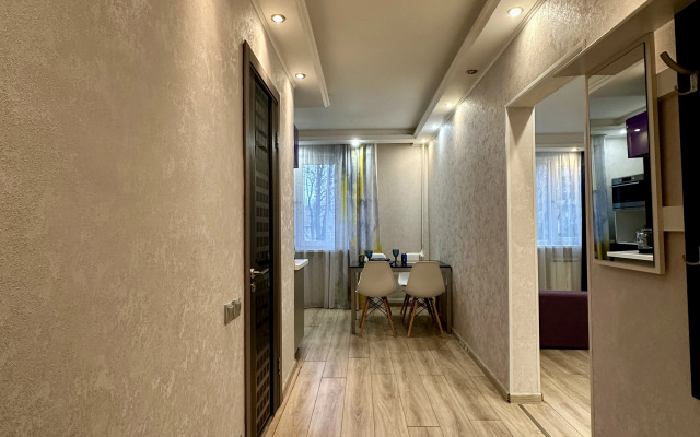 1-ka na ulice Plescheeva Flat
