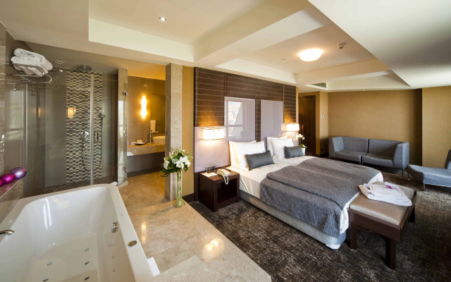 The Green Park Pendik Hotel & Convention Center