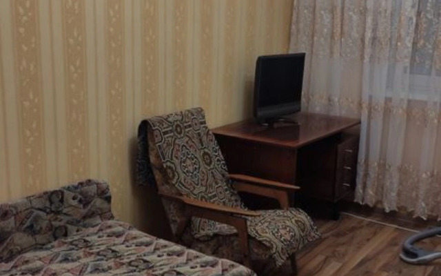Trekhkomnatnaya Na Ulitse Leningradskaya 18 Flat