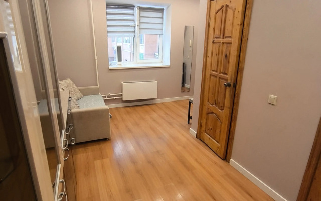 Bolshaya dvushka ryadom s vokzalom Flat