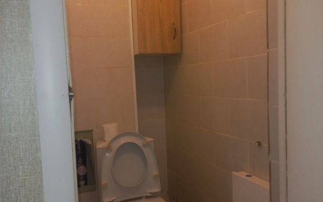 Na Ispytateley, 21 Flat