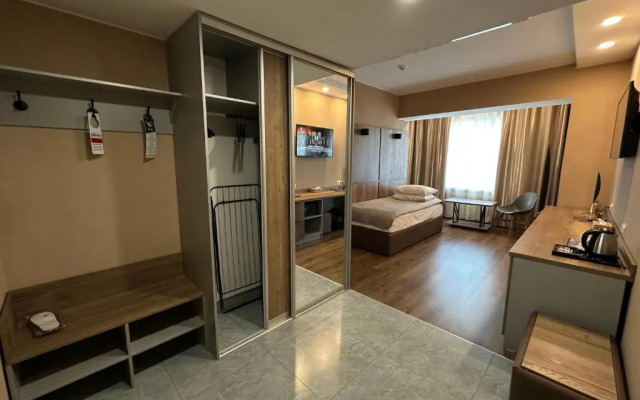 Gloria Deluxe Hotel