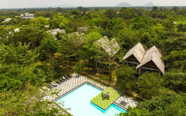 Курортный отель Elephas Resort & Spa