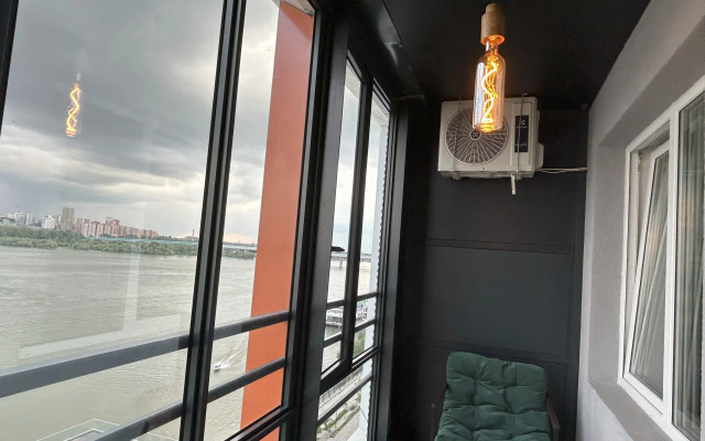 Апартаменты Современная Студия с видом на реку на Михайловской набережной