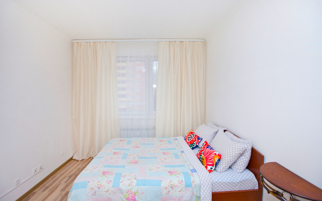 Na Obrucheva 5 Flat