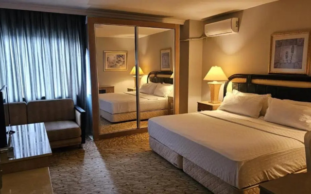 Sever Suites Hotel