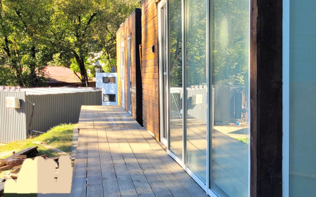 Domik U Snezhnykh Vershin Private House