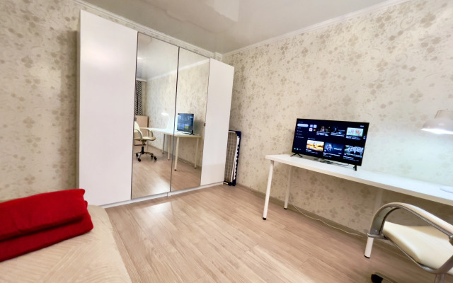 Na Komsomolskom Prospekte 11 Flat
