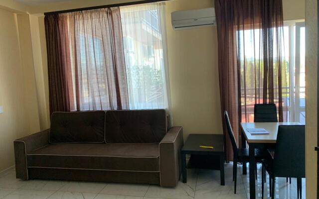 On Tyulpanov 3 Apartments