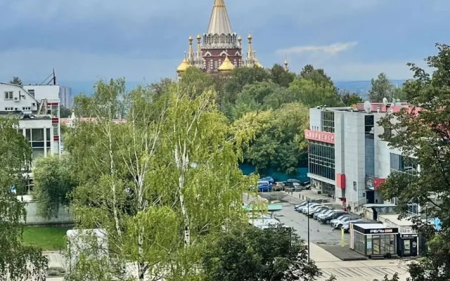 Квартира просторная 2-х комнатная на Центральной площади