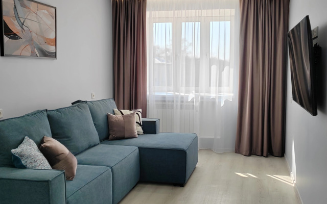 Shikarnaya s Dvumya Komnatami v Centre Goroda Flat