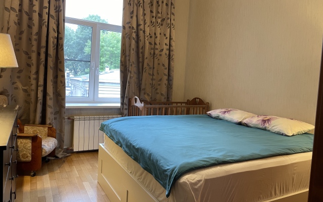 U Kazanskogo Sobora I Doma Zingera Apartments