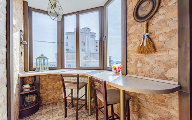 Rustic Luxe in Heart of Kazan Flat