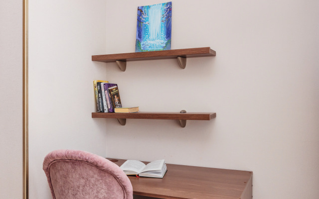 Per. Bogdana Khmelnitskogo 10 Flat