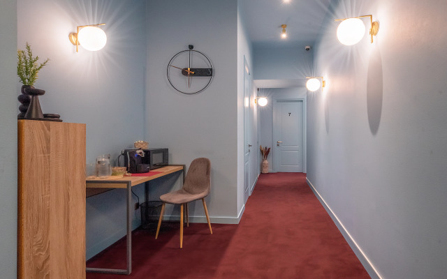 HB Freeze Inn Mini hotel